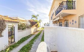 Apartamento en la Playa con Patio Privado